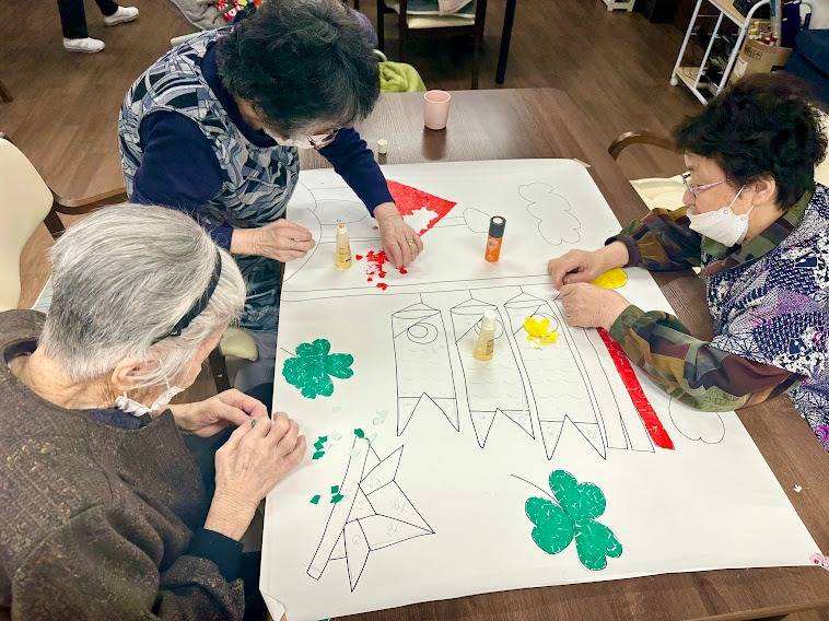 壁面制作【貼り絵】